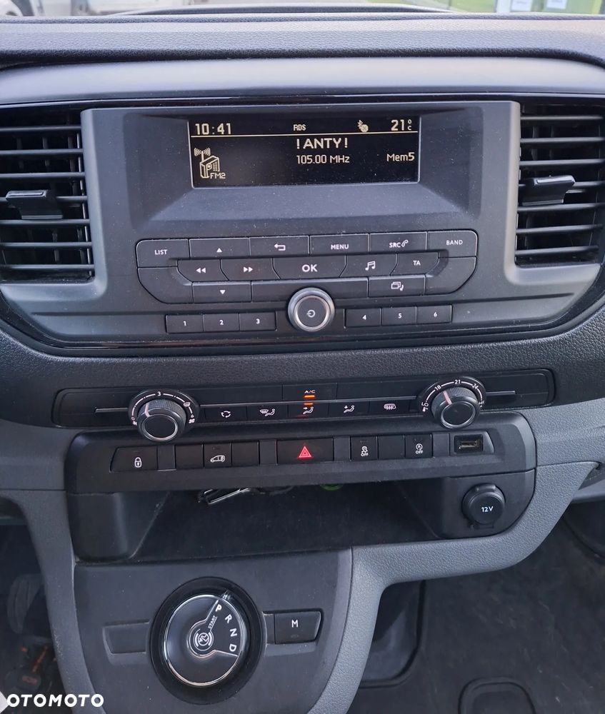 Opel Vivaro - 12