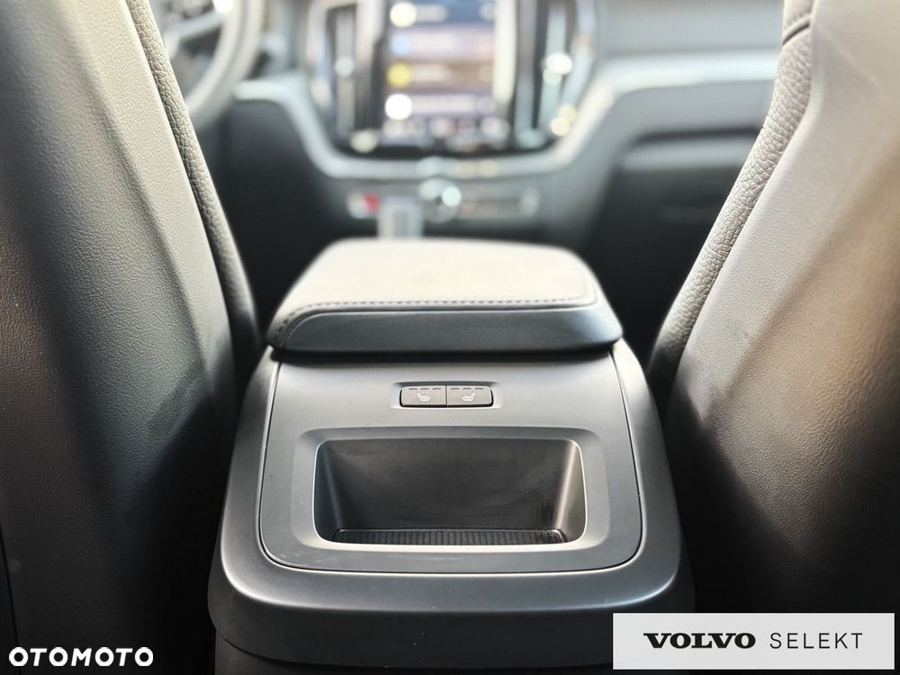 Volvo XC 60 - 22