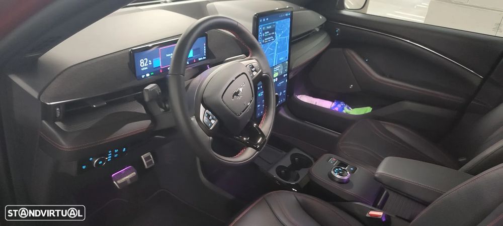 Ford Mustang Mach-E 98.7 kWh Premium AWD - 24