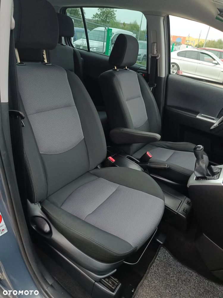 Mazda 5 2.0 Exclusive - 22