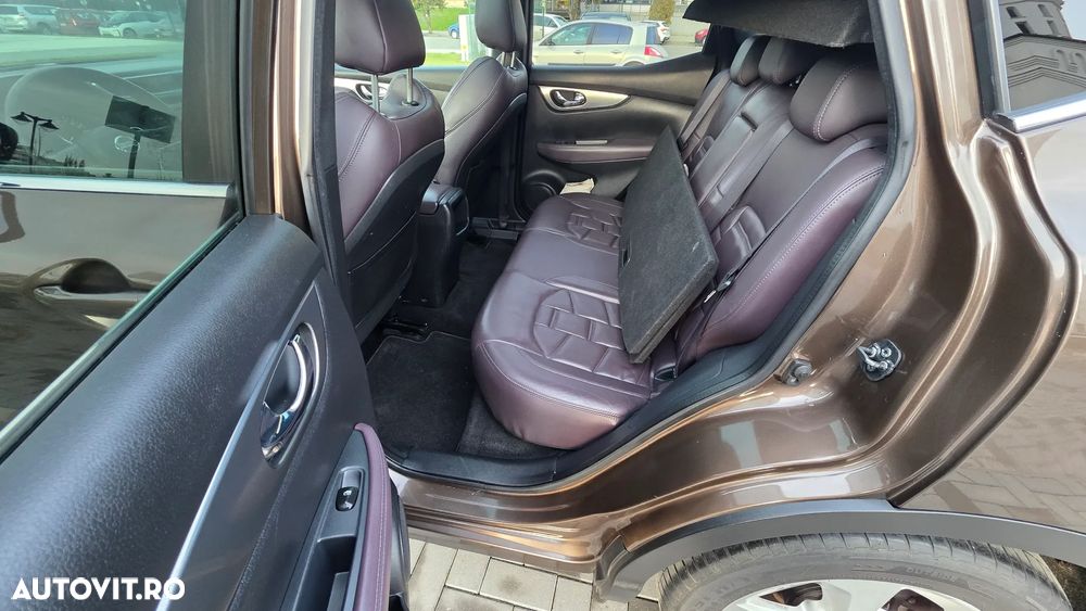 Nissan Qashqai 1.5 DCI TEKNA+ - 6