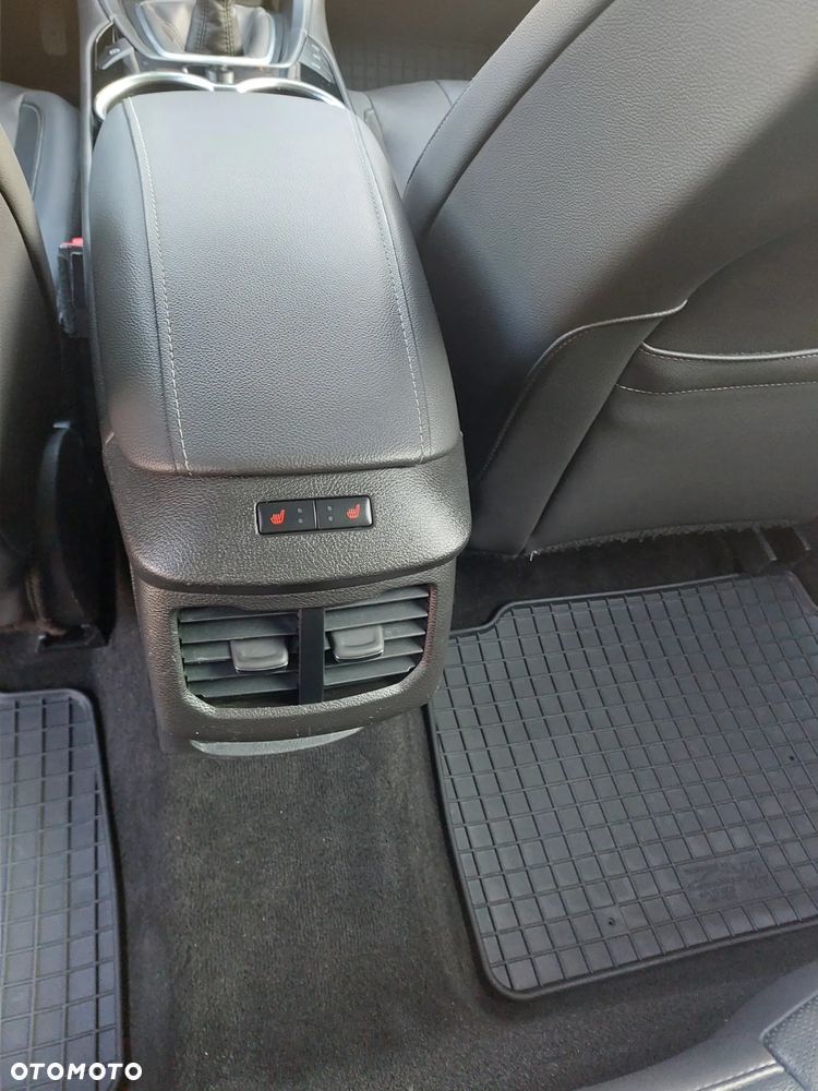 Ford Mondeo 2.0 TDCi Silver X (Amb.) - 30