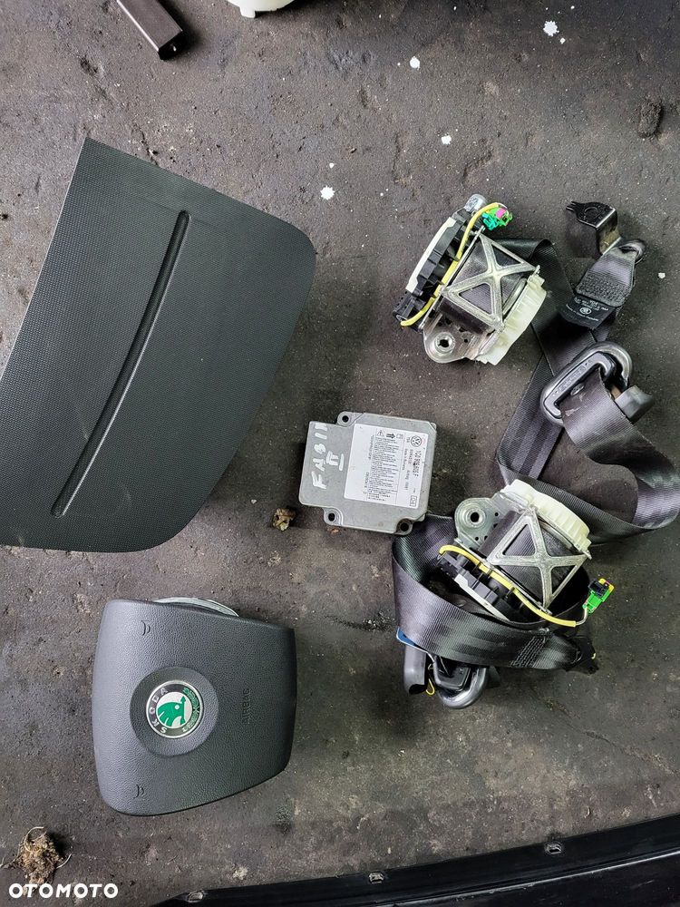 Poduszki pasy sensor skoda fabia 2 08r 5d chatchback