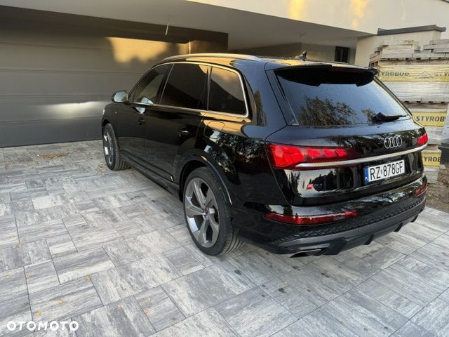 Audi Q7 - 4