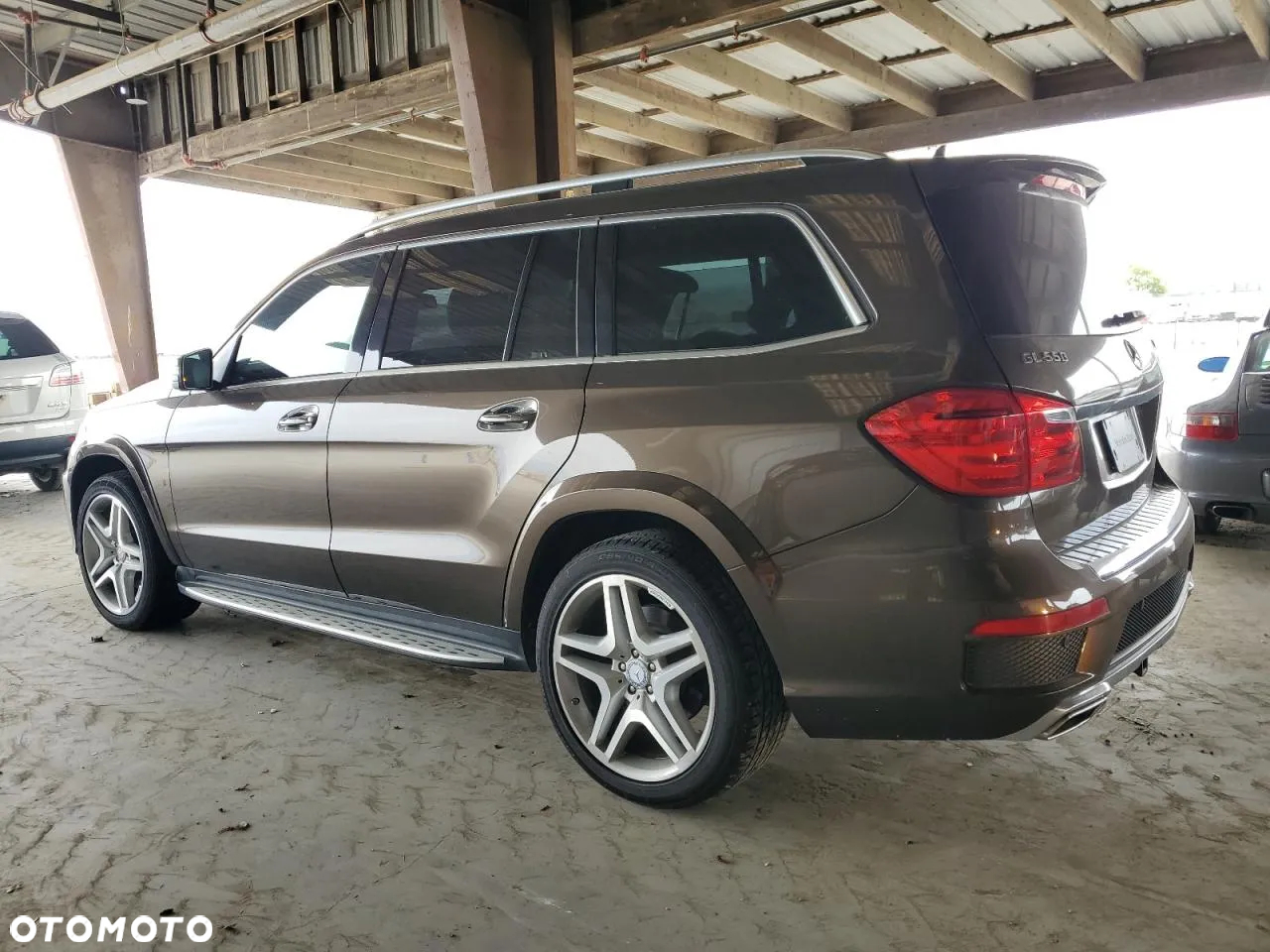 Mercedes-Benz GL - 5