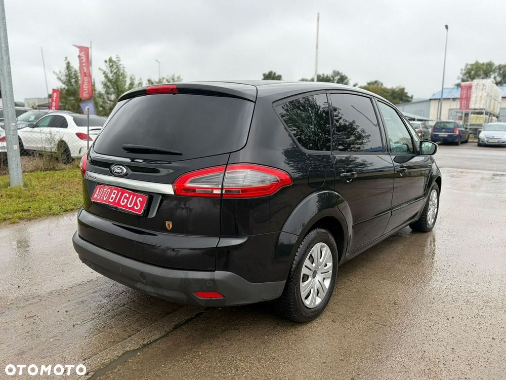 Ford S-Max - 8