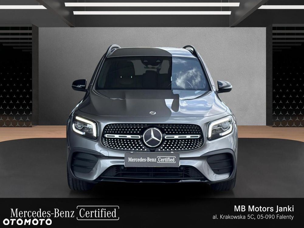 Mercedes-Benz GLB - 9