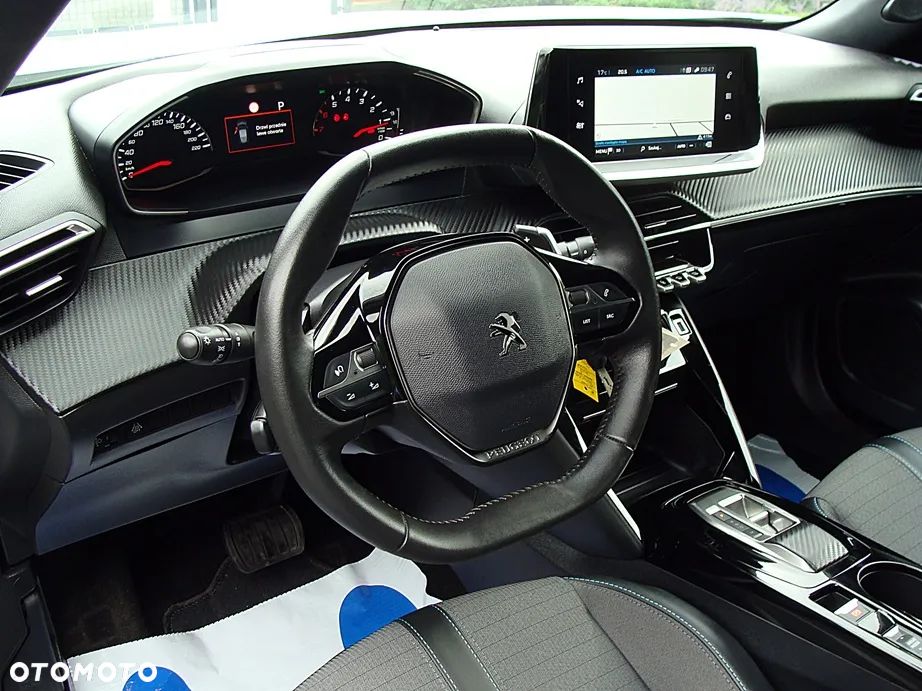 Peugeot 2008 1.5 BlueHDi Allure S&S EAT8 - 16