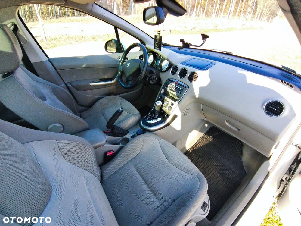 Peugeot 308 - 11