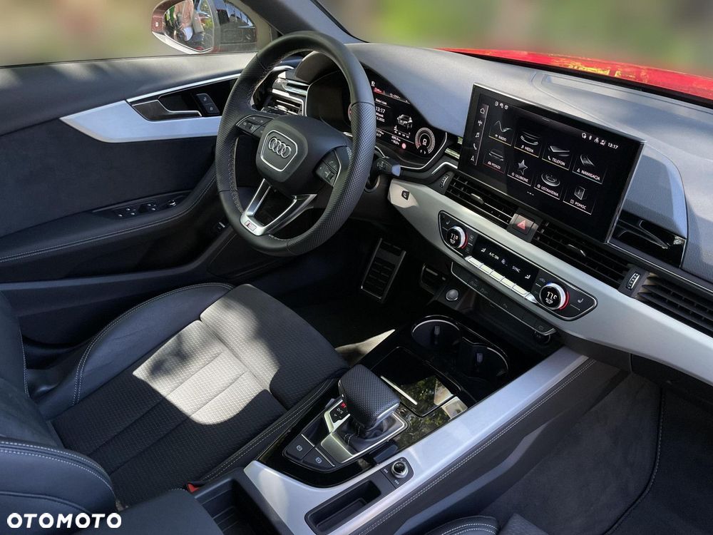 Audi A4 Limousine - 27