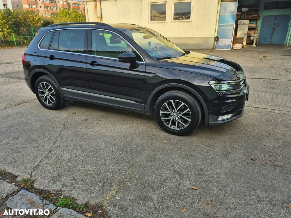 Volkswagen Tiguan 2.0 TDI SCR 4MOTION (BlueMotion Techn.) DSG Highline - 9