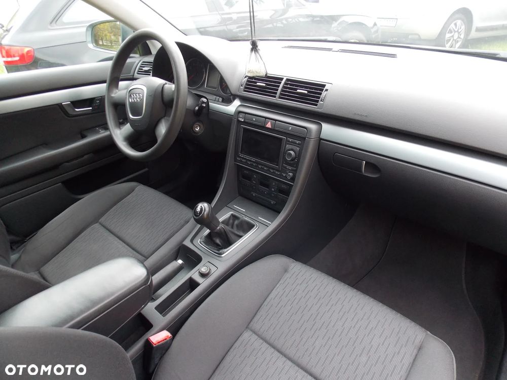 Audi A4 Avant - 18