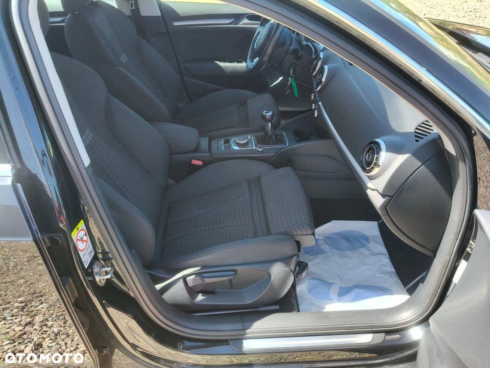 Audi A3 Sportback 2.0 TDI (clean diesel) Attraction - 9