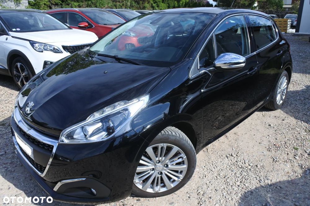Peugeot 208 1.2 PureTech Allure S&S - 2