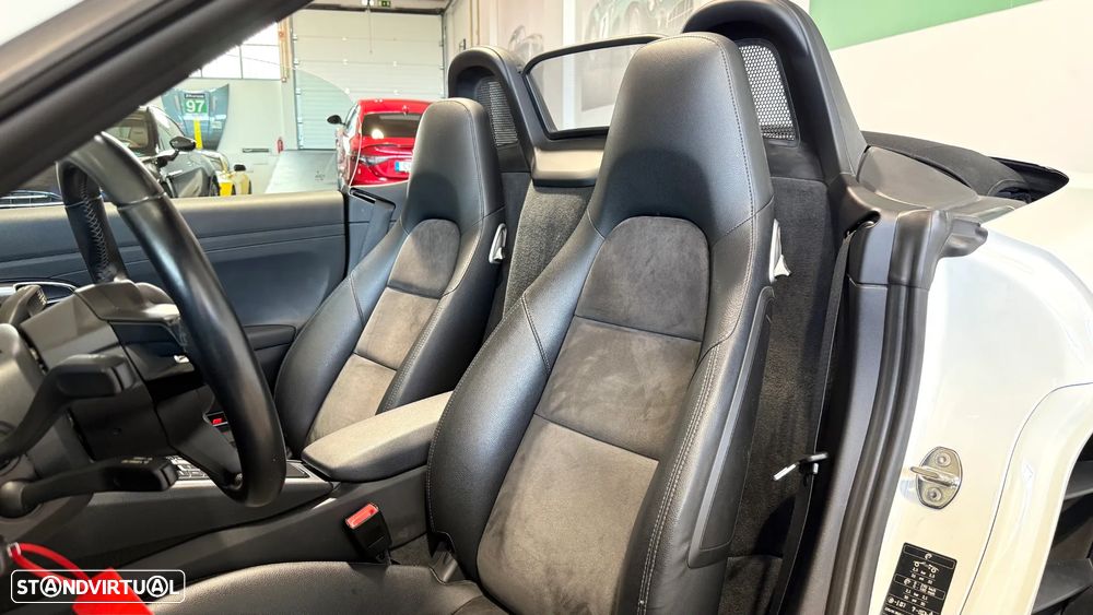 Porsche 718 Boxster 2.0 - 20