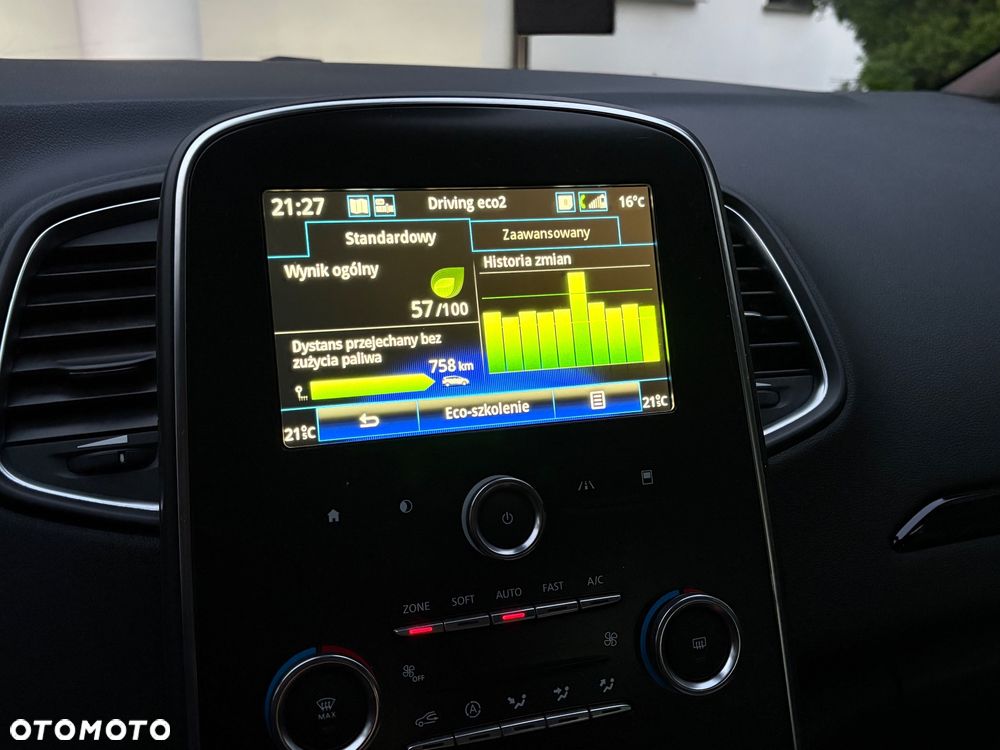 Renault Scenic BLUE dCi 120 BLACK EDITION - 17