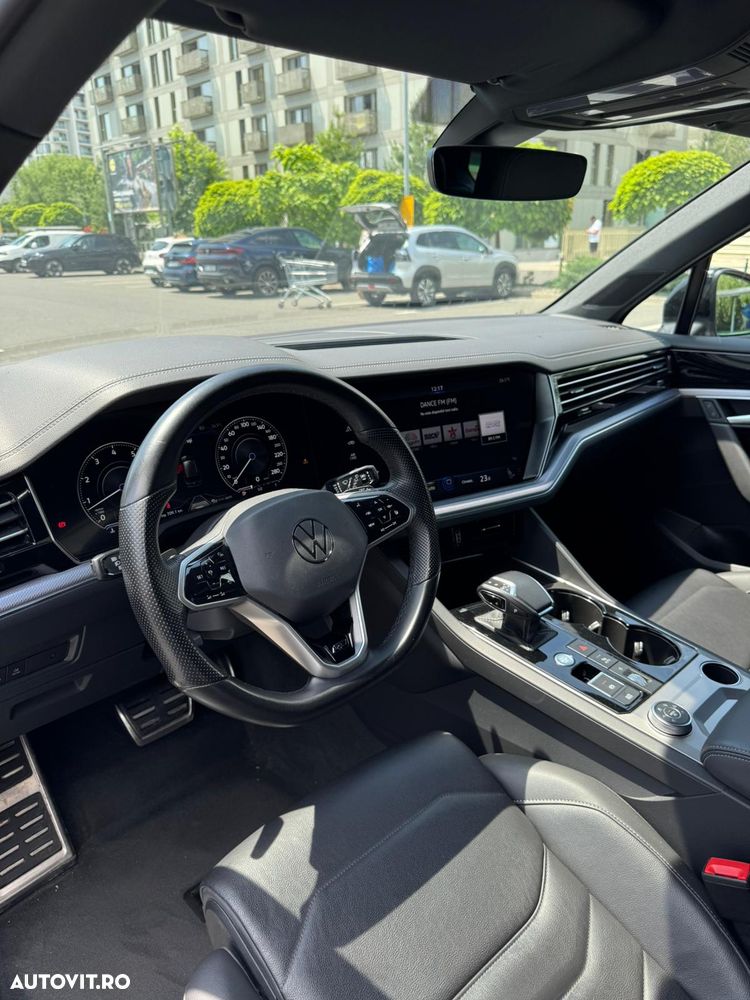 Volkswagen Touareg V6 TSI R-Style - 15