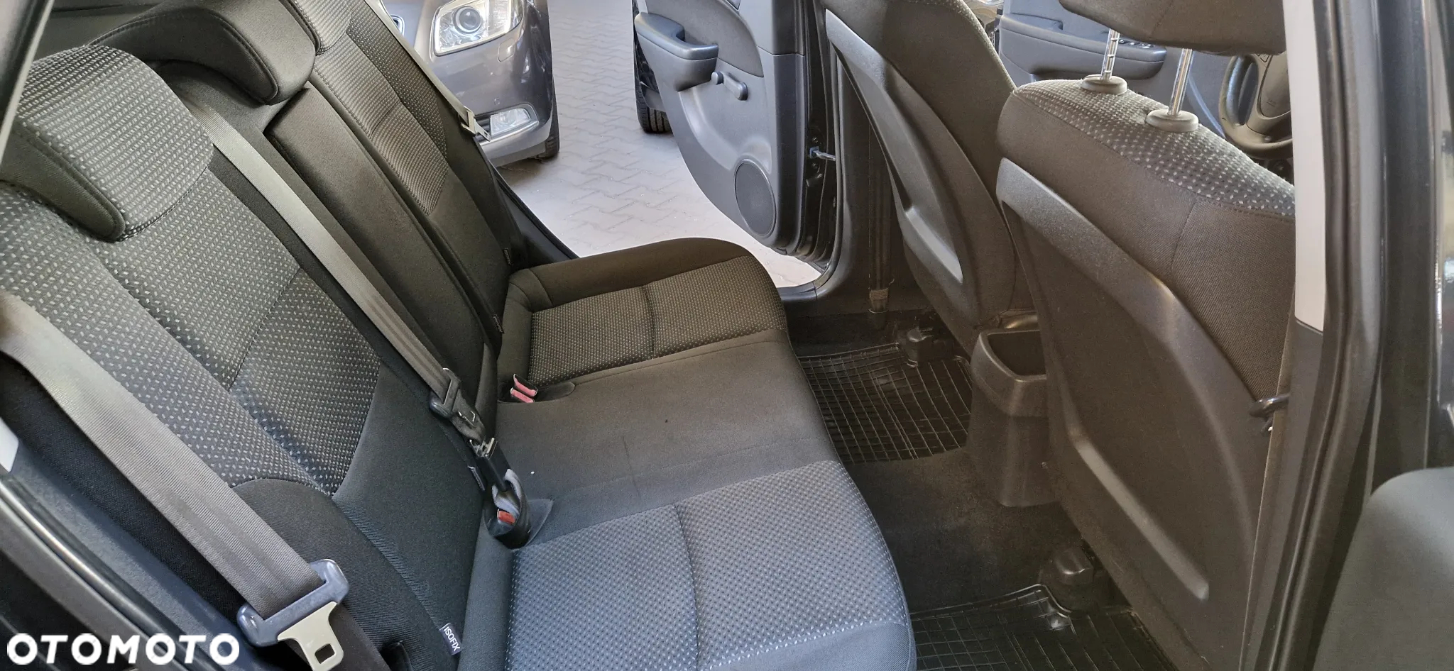 Hyundai i30 i30cw 1.6 CRDi UEFA EURO 2012 Edition - 17