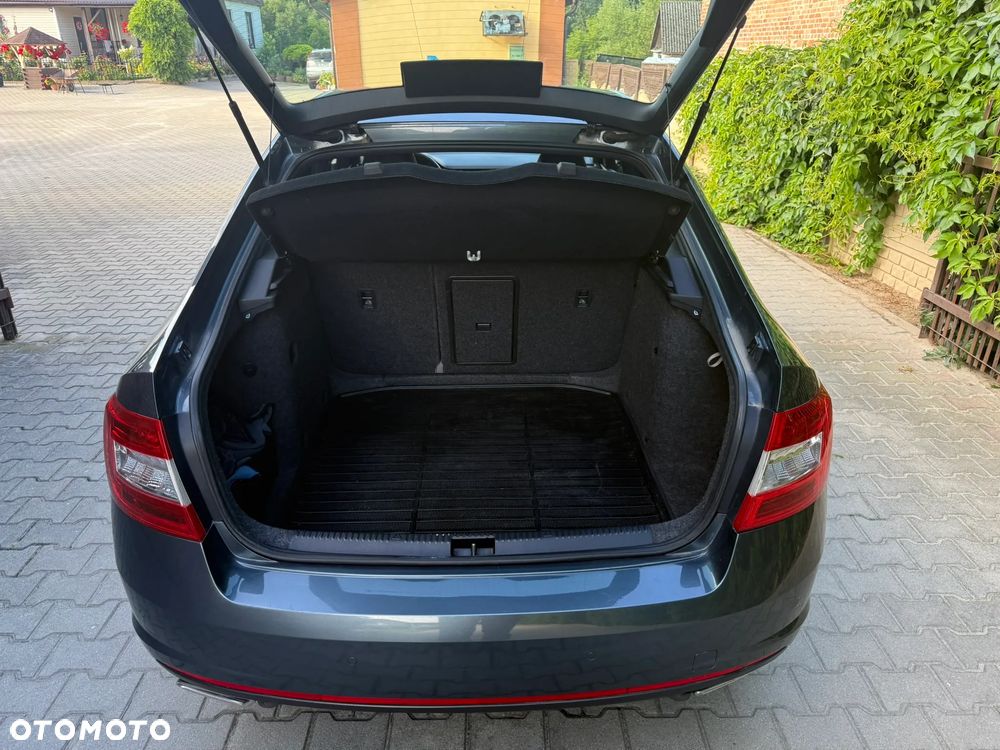 Skoda Octavia 2.0 TDI RS - 22