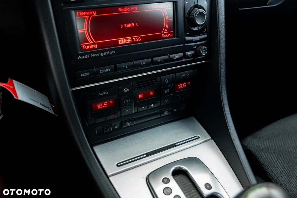 Audi A4 Avant 2.0 T FSI quattro tiptronic - 31