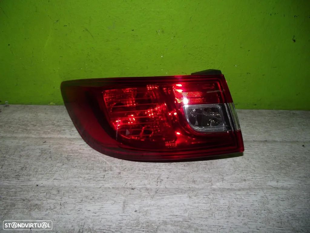 Farolim Trás Esquerdo Renault Clio IV - 2012 / 2016 - 1