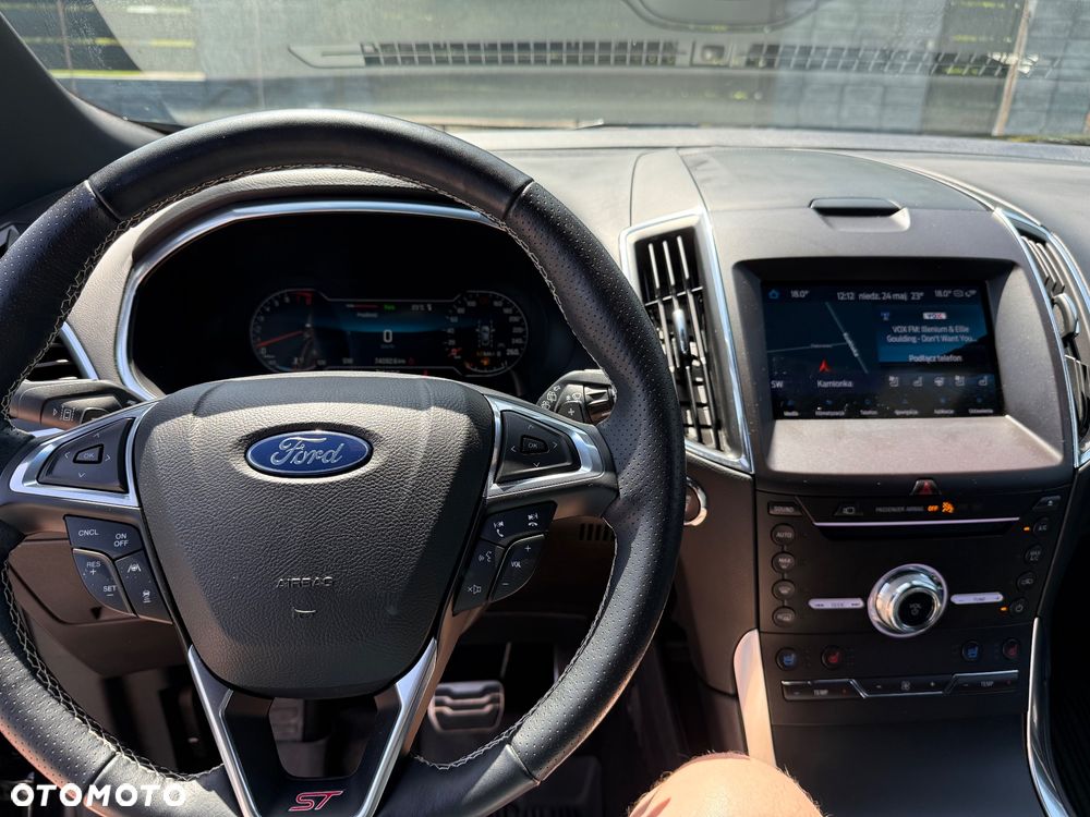 Ford Edge - 7