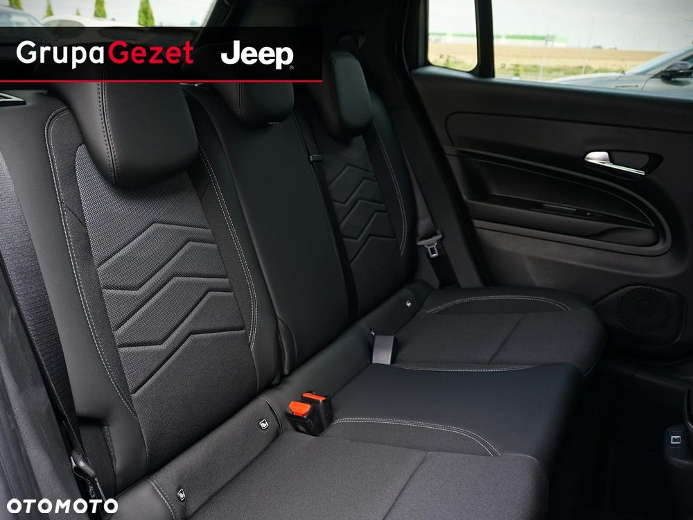 Jeep Avenger - 8