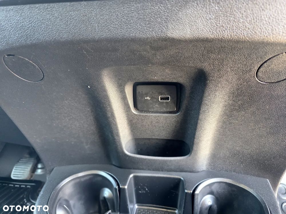 Peugeot BOXER 2,0 HDI 130 KONNY ŚREDNIAK WYSOKI L2H2 KLIMA WEBASTO 2 X BOCZNE DRZWI GWARANCJA LEDY - 26