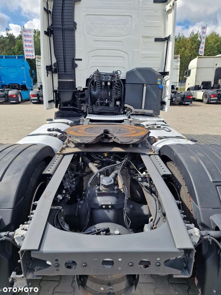 Volvo FH 460 FT I-SAVE - 13