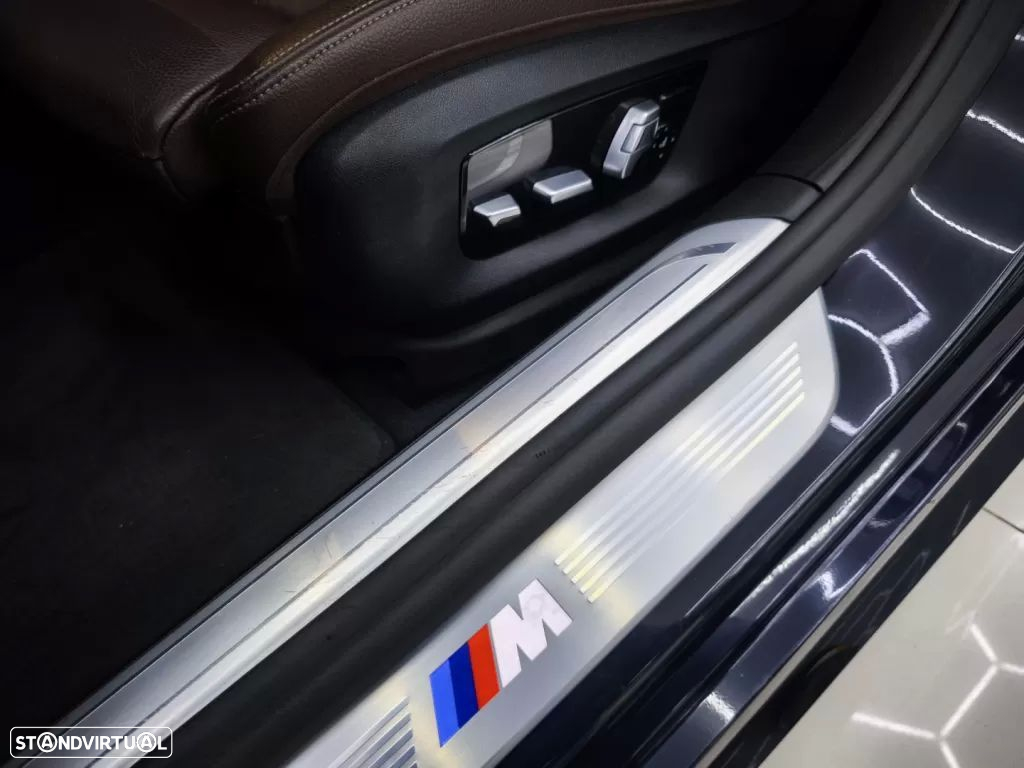 BMW 725 d Pack M - 23