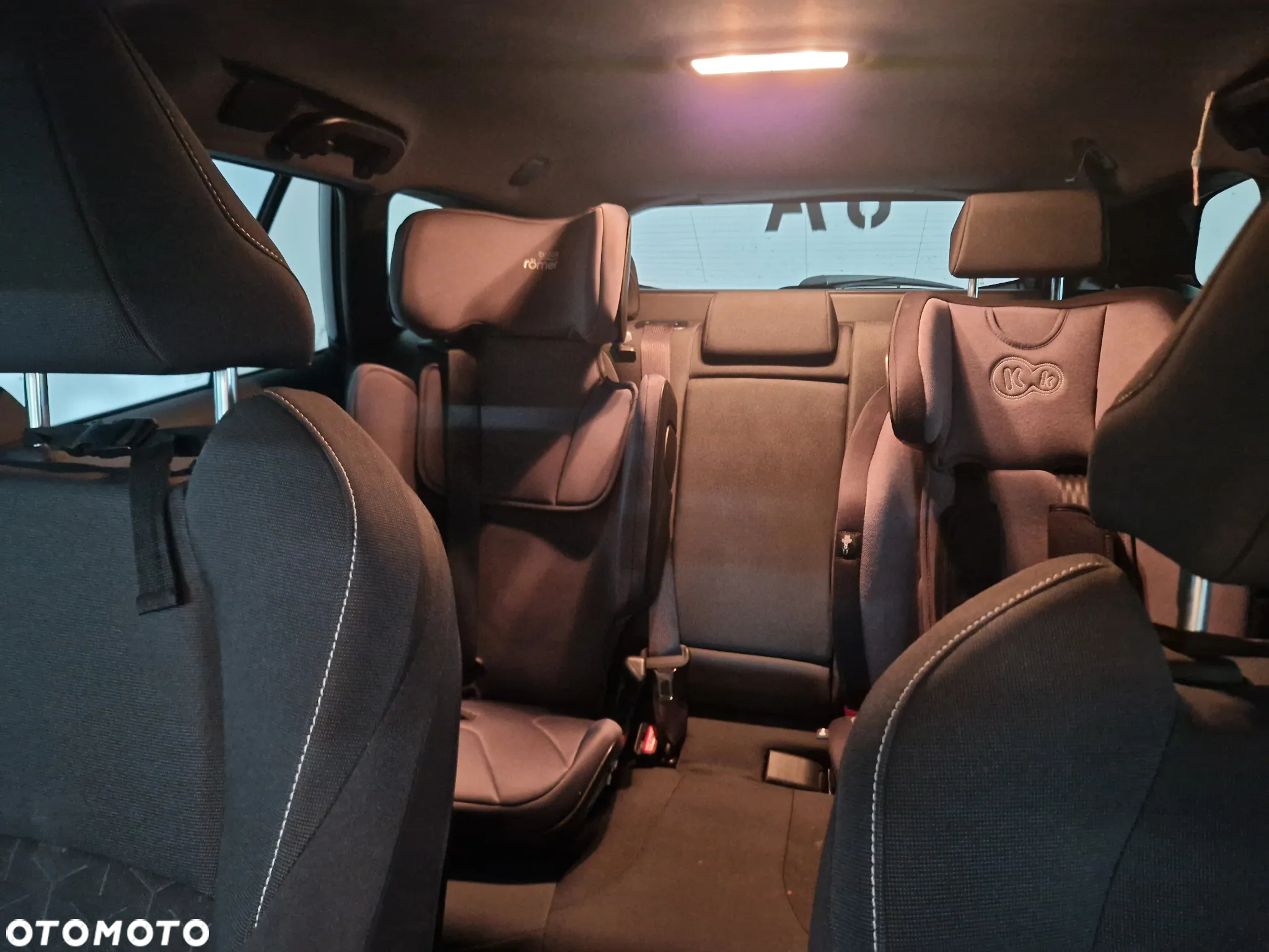 Suzuki Swace 1.8 Hybrid Elegance CVT - 12