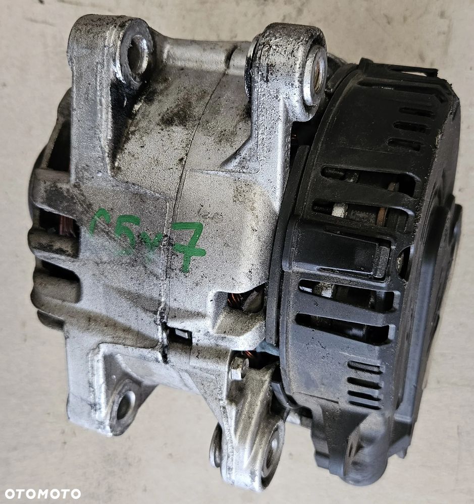 Citroen C3 C4 C5 X7 Peugeot Partner 3008 308 1.6 E-HDI Alternator  9675753680 180 A - 1