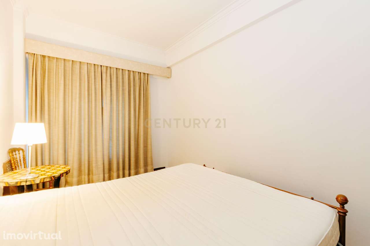 Apartamento T6 em Benfica – 210 m² junto ao Colombo - Grande imagem: 2/33