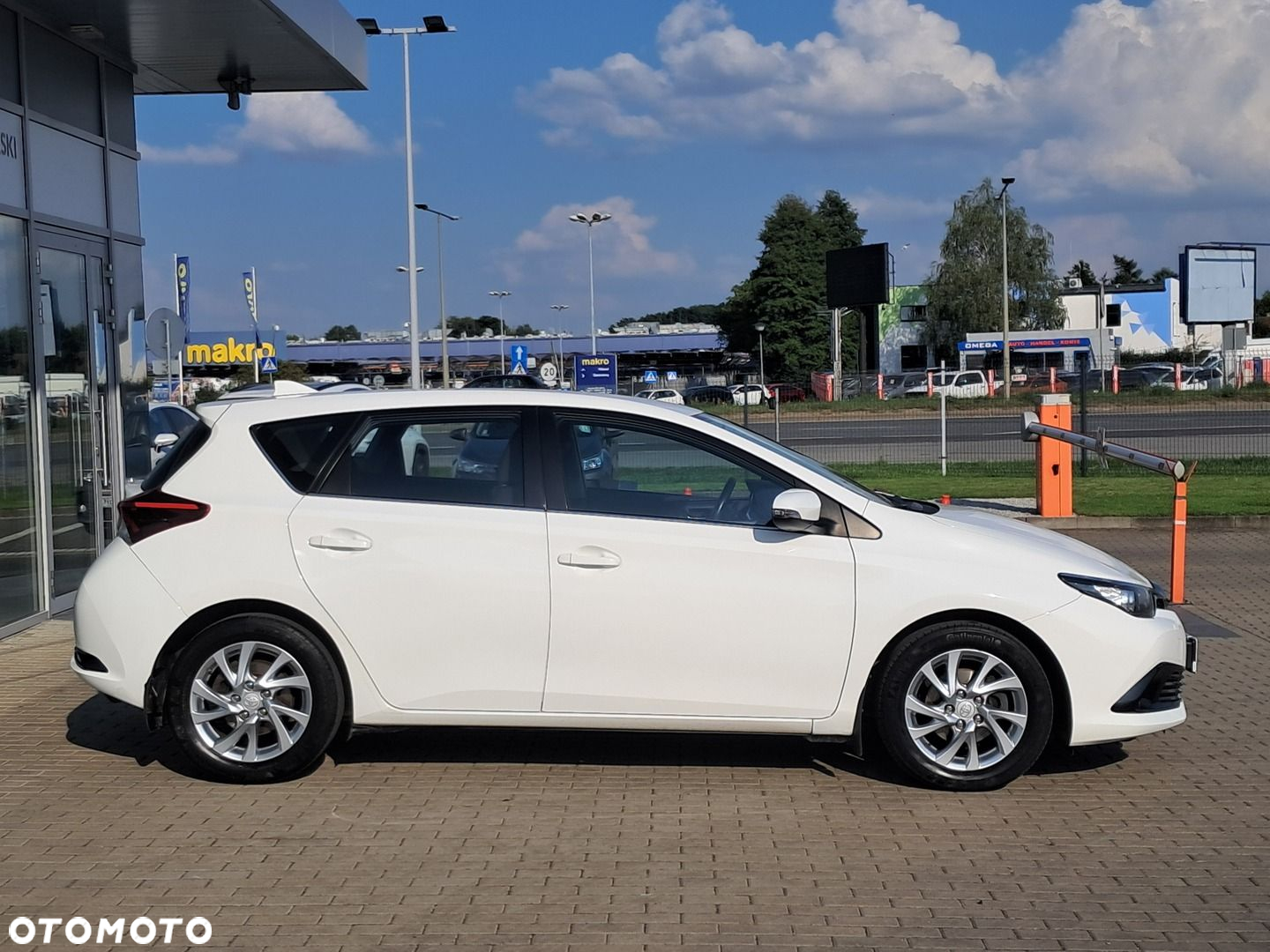 Toyota Auris 1.6 Comfort - 4