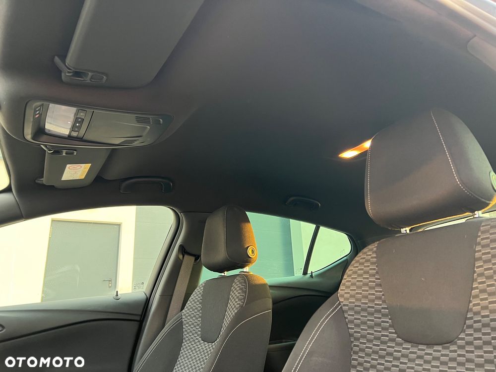 Opel Astra 1.4 T GPF Dynamic S&S - 21