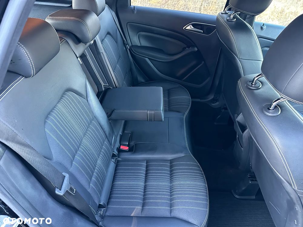 Mercedes-Benz Klasa B 180 CDI (BlueEFFICIENCY) - 19