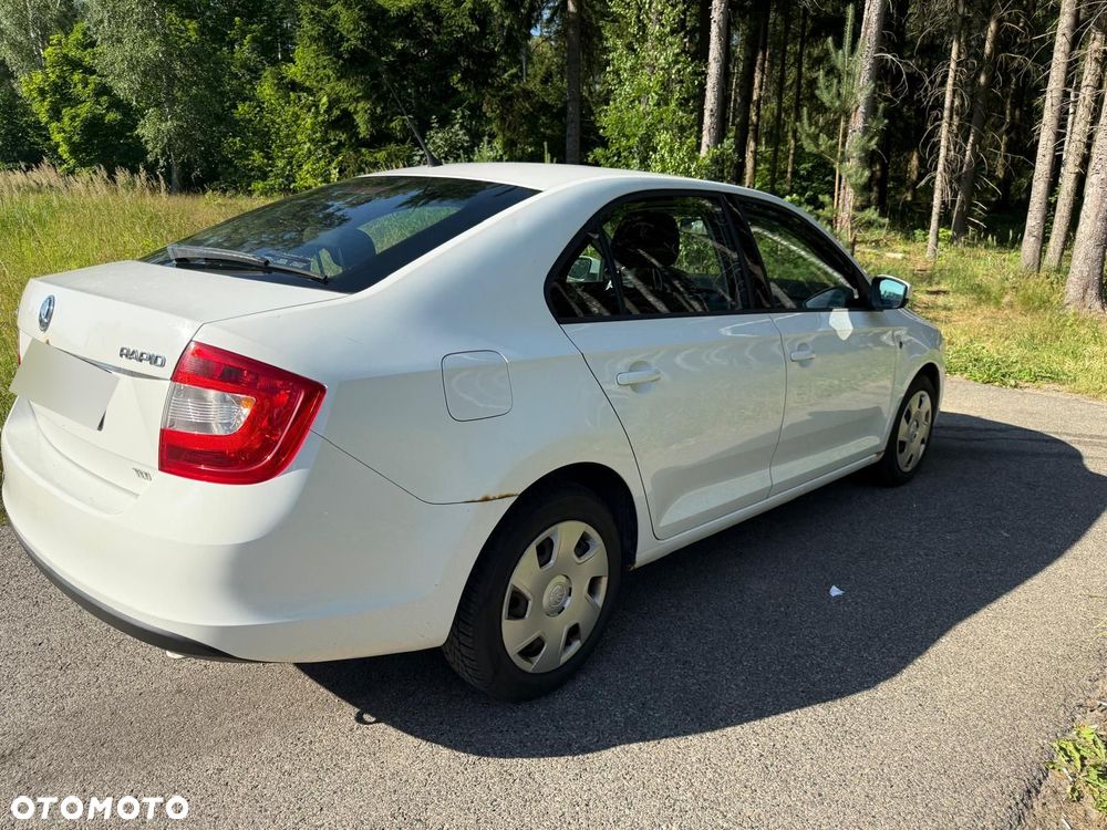 Skoda RAPID - 6