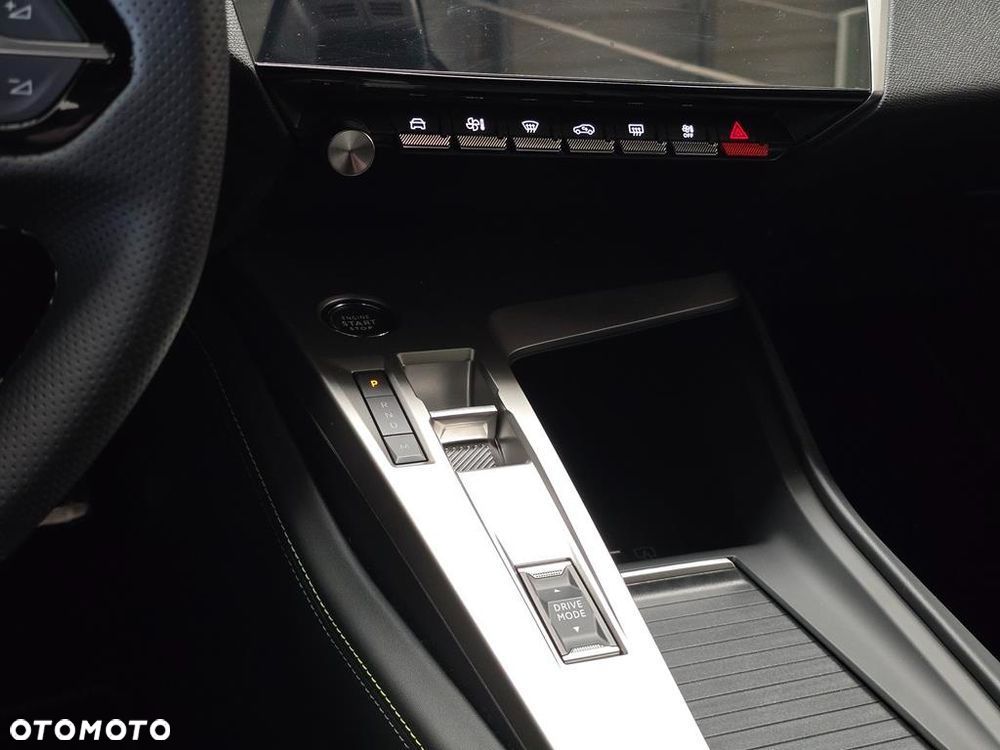 Peugeot 308 1.5 BlueHDi GT S&S EAT8 - 17