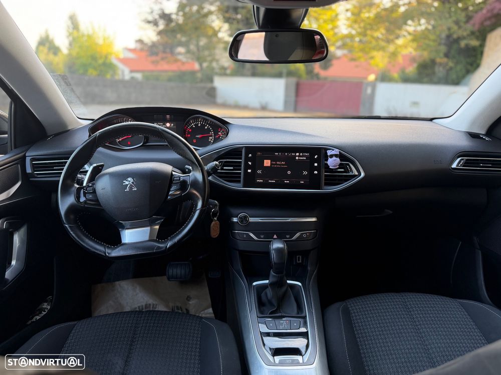 Peugeot 308 BlueHDi FAP 130 EAT8 Stop & Start Allure - 8