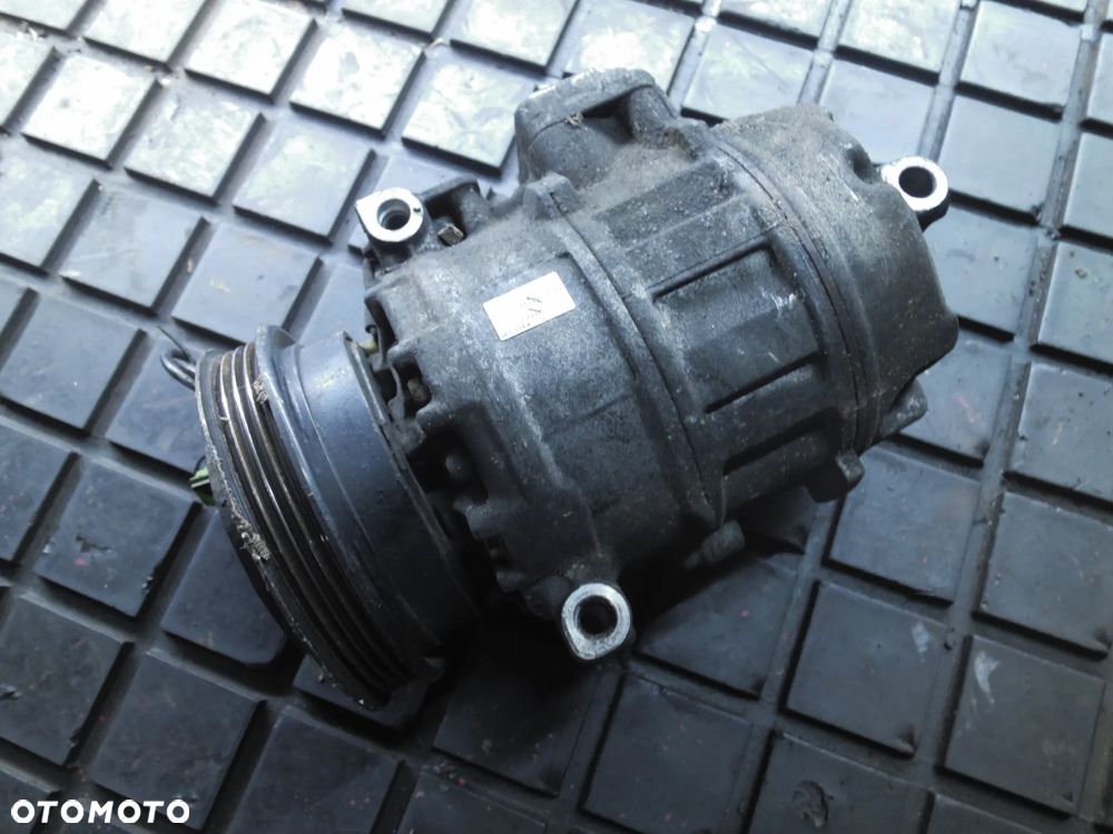 SPRĘŻARKA KLIMATYZACJI VW PASSAT B5 1.9 TDI 8D0260808 POSIADAM 5 SZT - 4