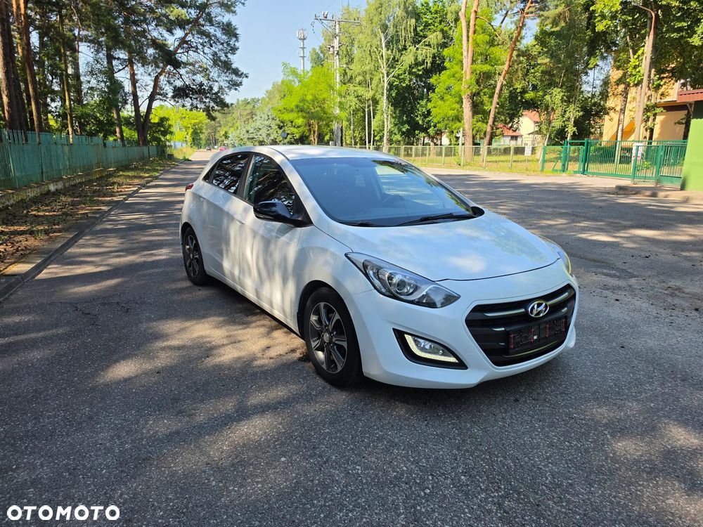 Hyundai i30 1.6 GDI BlueDrive Comfort - 1