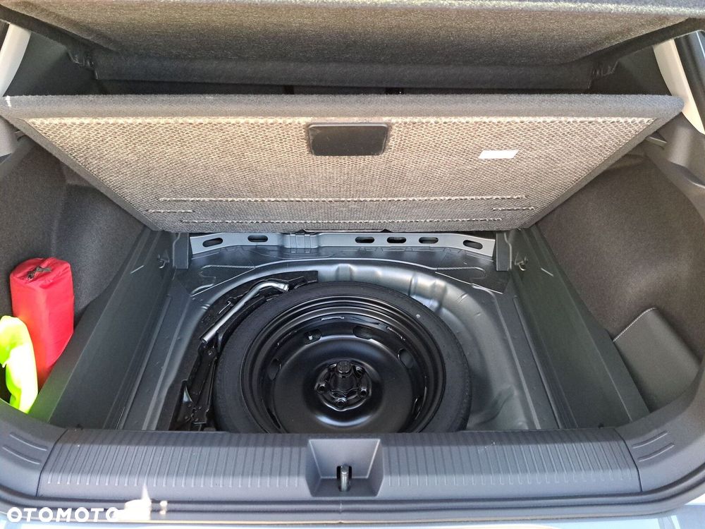 Volkswagen T-Roc 1.5 eTSI Life DSG - 11