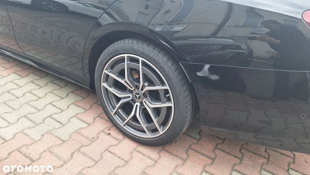 Mercedes-Benz Klasa E 220 d 9G-TRONIC - 9