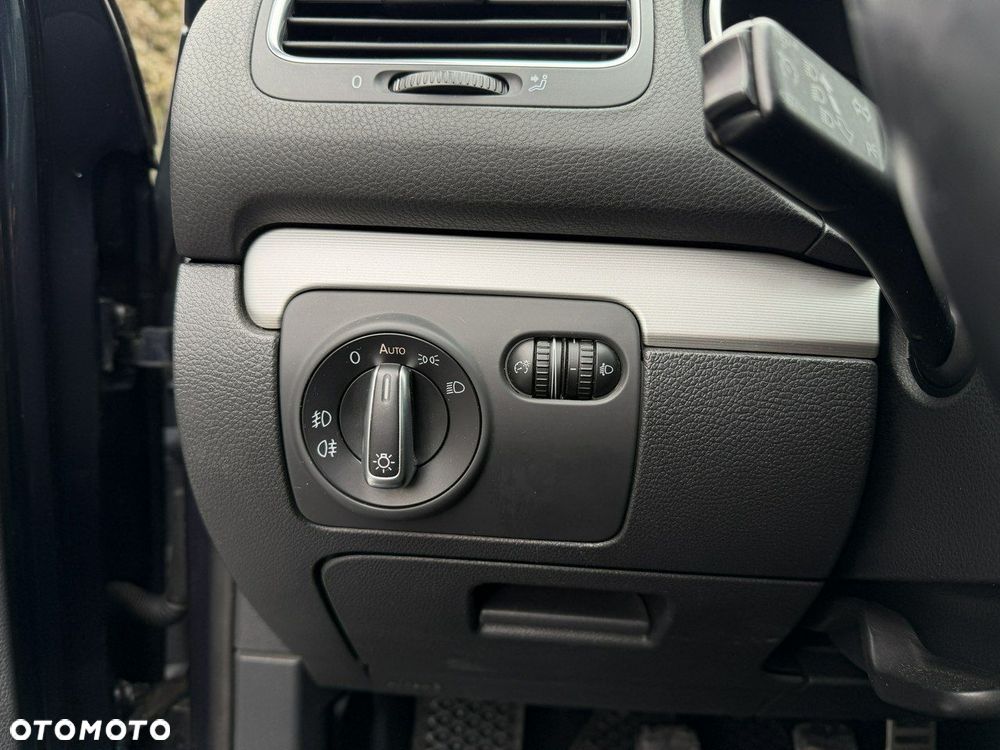 Volkswagen Golf 1.4 TSI Tour - 14