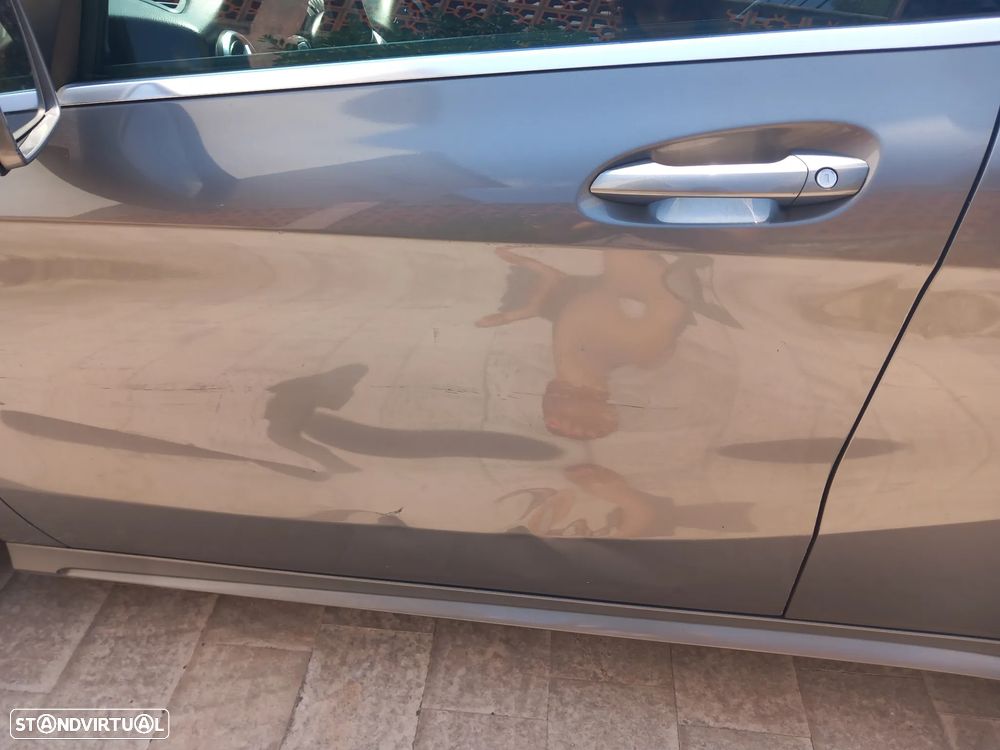 Mercedes-Benz A 180 CDI BE AMG Line — fotografia 7