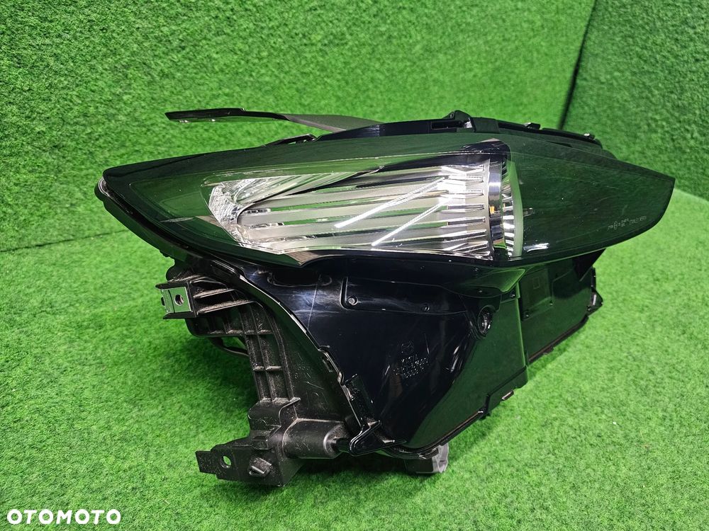 MAZDA CX-30 ----> REFLEKTOR PRAWY FULL LED 14 PIN - 4