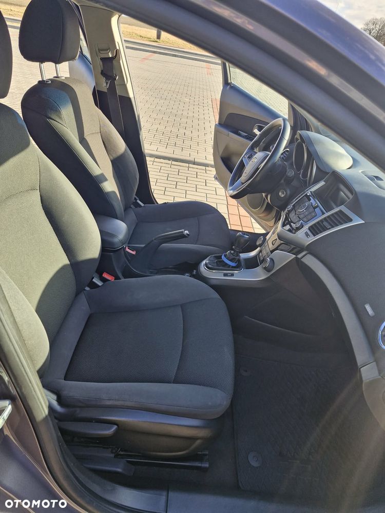Chevrolet Cruze 1.8 LT+ - 2