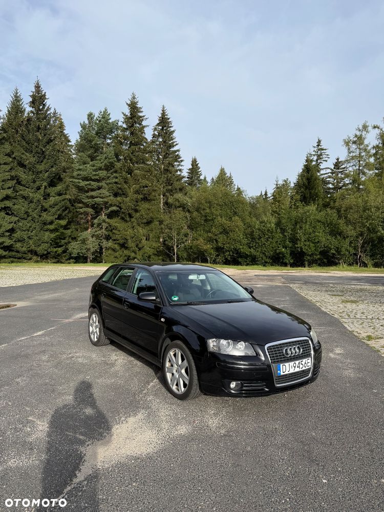 Audi A3 Sportback 2.0 FSI Ambiente - 2