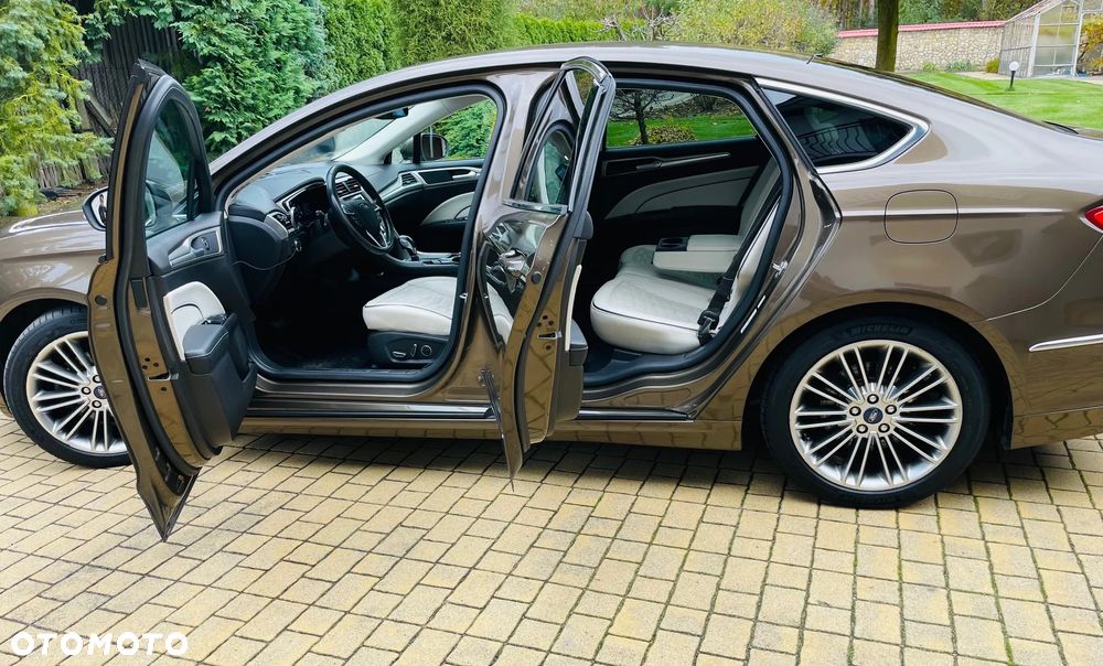 Ford Mondeo Vignale 2.0 Hybrid - 21