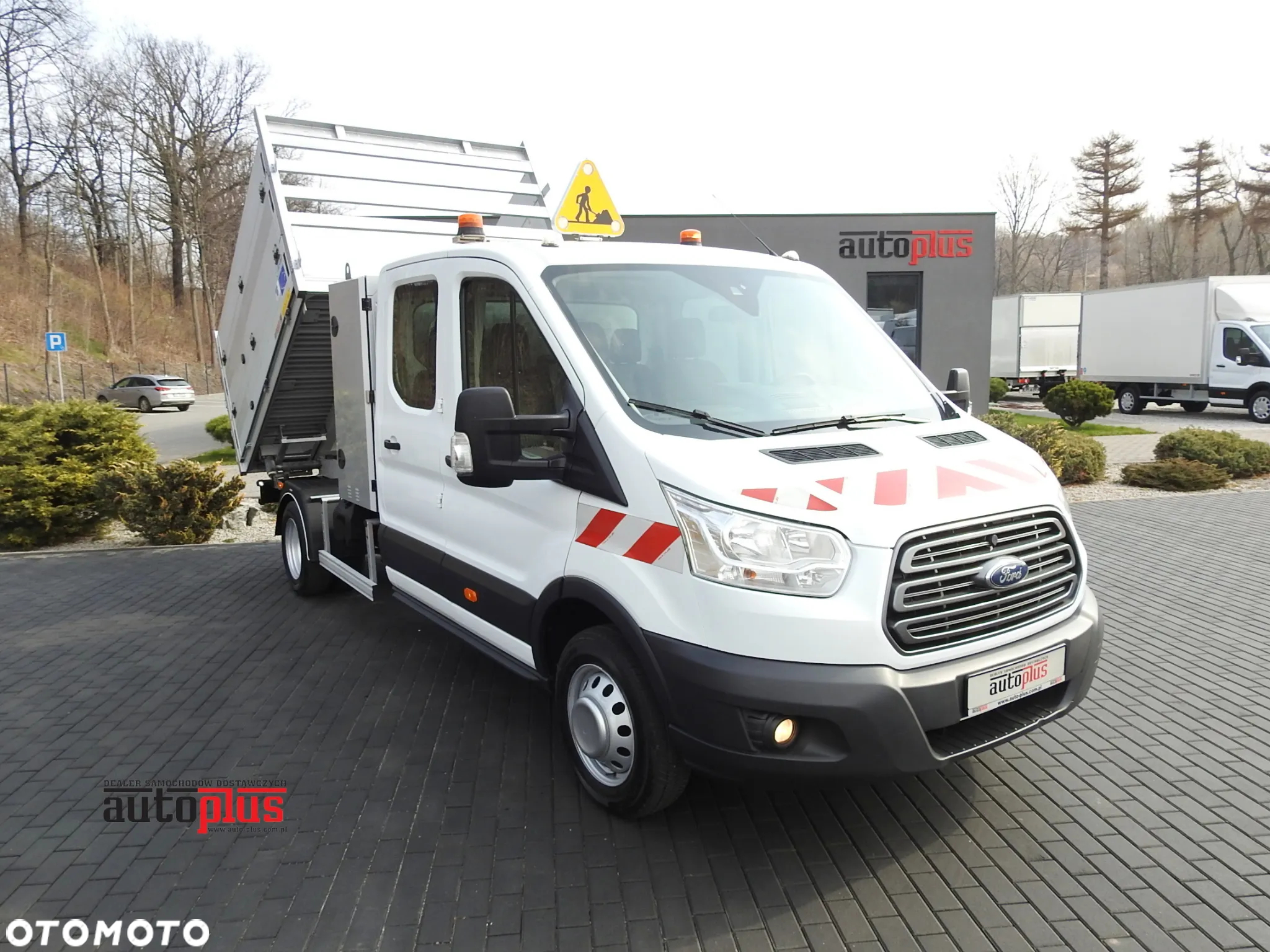 Ford TRANSIT  WYWROTKA PODWÓJNA KABINA DOKA 7 MIEJSC TEMPOMAT LEDY BLIŹNIACZE KOŁA KLIMATYZACJA 130KM [ E38372 ] - 2